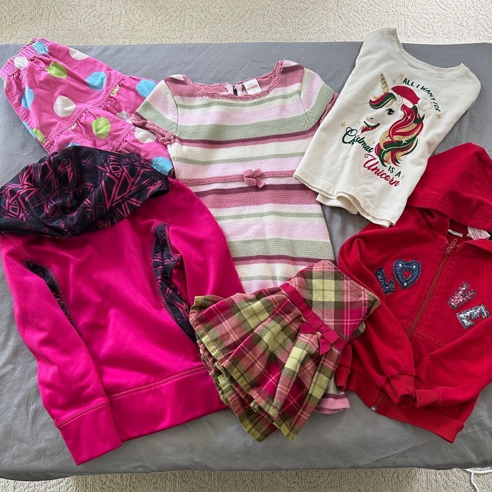 Six pieces of size 4
